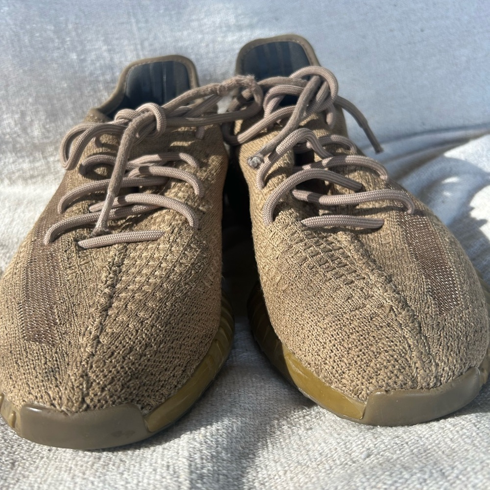 Yeezy boost - Picture 3 of 9